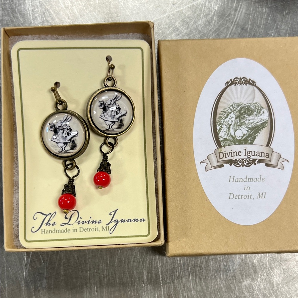Divine Iguana Vintage Style Earrings with Red Beads Alice in Wonderland